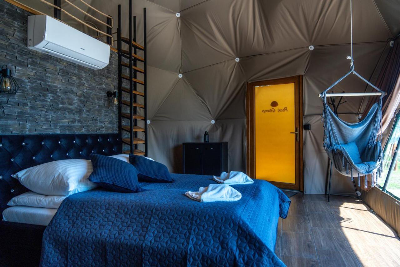 Peak Glamp & Jacuzzi Luxuszelt *